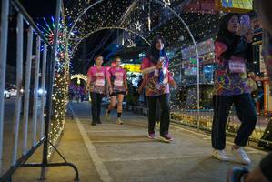 BIB: 18200
                            <button type="button" onclick="openModal(24677315)" class="btn btn-primary btn-sm float-right btn-popup" data-toggle="modal" data-target=".modal-high-quality">
                        <i class="fas fa-shopping-cart"></i> Add to Cart
                    </button>
                                            <button type="button" onclick="isThisMe(24677315, true)" class="btn btn-success btn-sm float-right btn-popup btn-isme hidden" data-toggle="tooltip" data-placement="bottom" title="นี่คือรูปของคุณใช่ไหม คลิกที่นี่เพื่อเอาเข้าอัลบั้ม">
                        <i class="fas fa-plus"></i> Add to album
                    </button>
                    <button type="button" onclick="isThisMe(24677315, false)" class="btn btn-warning btn-sm float-right btn-popup btn-isnotme hidden">
                        <i class="fas fa-ban"></i> Remove from album
                    </button>